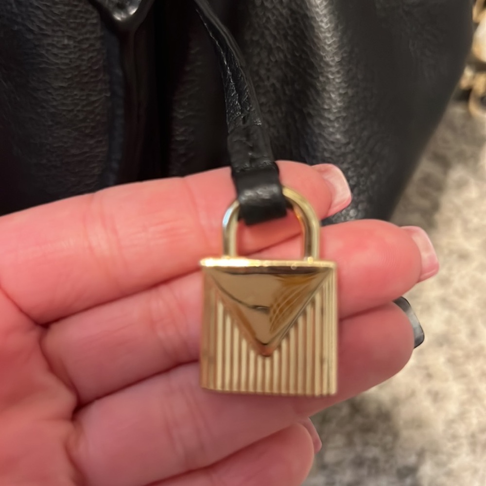 Michael Kors Crossbody Bag - Picture 2 of 10